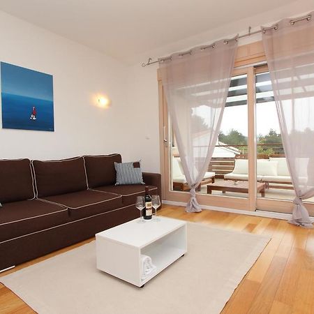 Apartments Makado Rovinj Bagian luar foto
