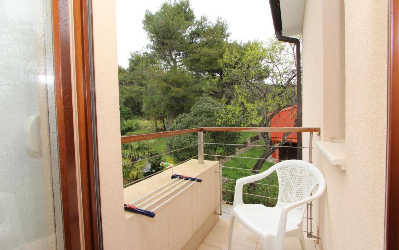 Apartments Makado Rovinj Bagian luar foto