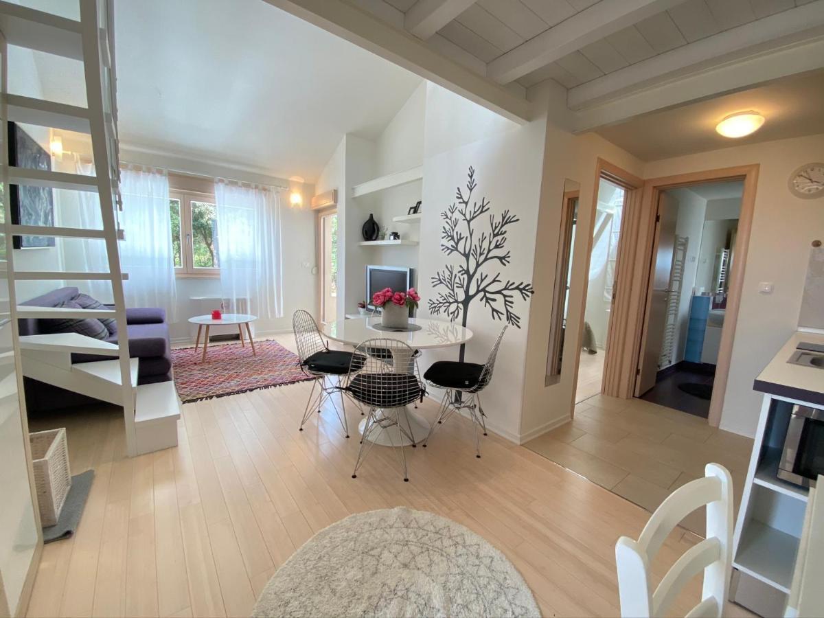 Apartments Makado Rovinj Bagian luar foto