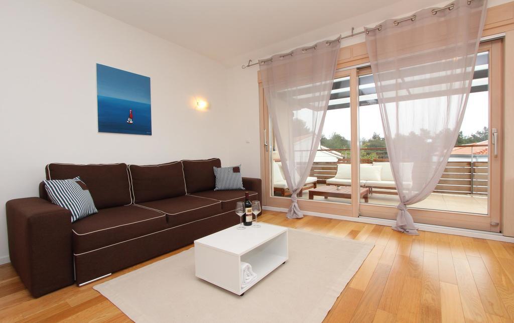 Apartments Makado Rovinj Bagian luar foto